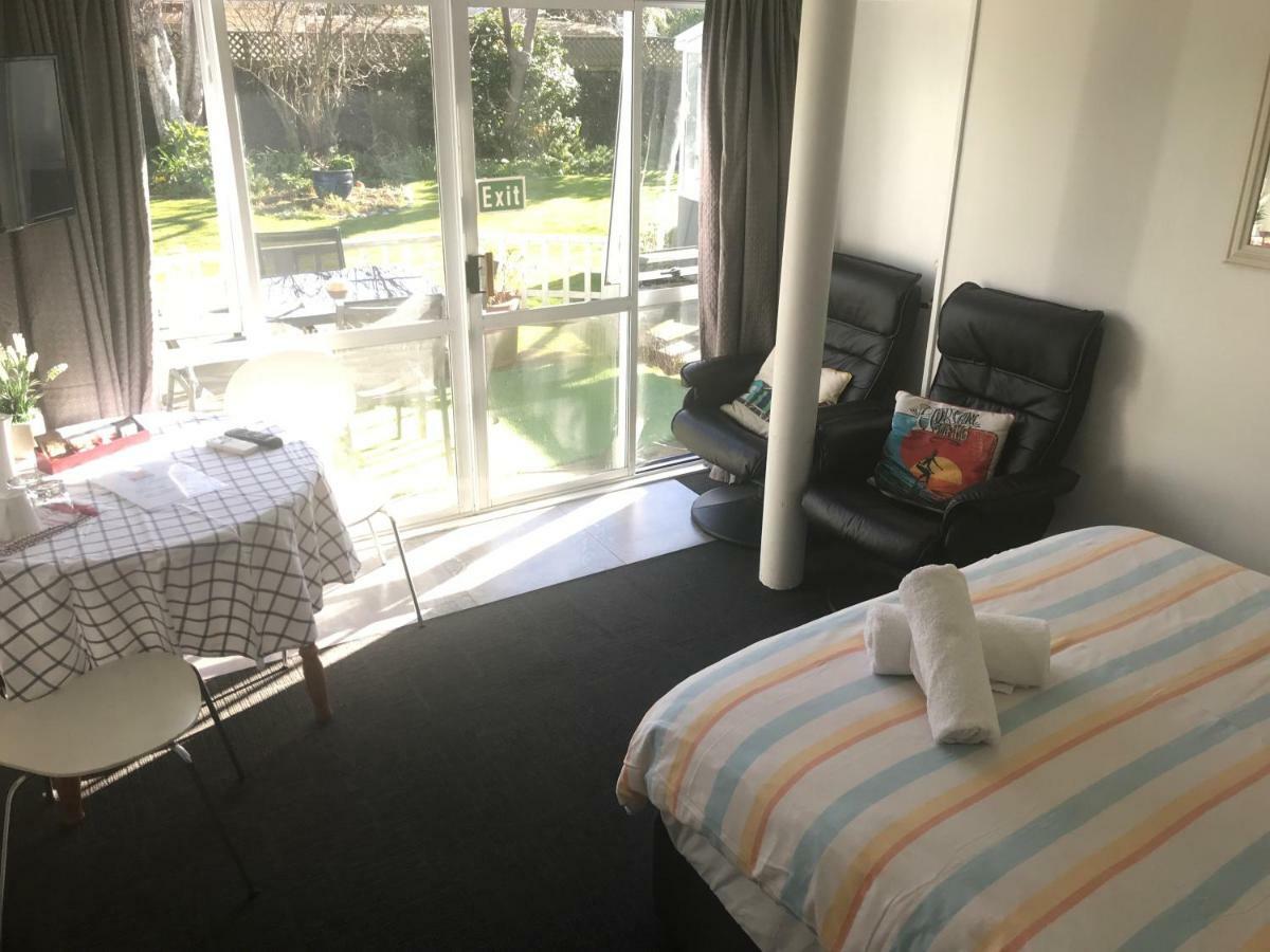 Sandy Feet Accommodation Christchurch Buitenkant foto